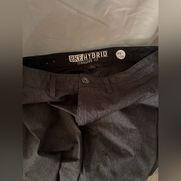 Bundle of 3 BKE hybrid shorts - Picture 9 of 10